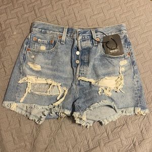 NWT Levi’s 501 shorts